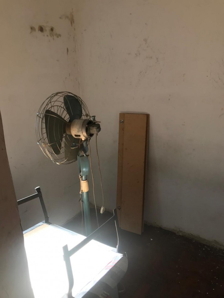 2 Ambientes Al Frente A Reciclar 2 Pisos X Escaleras