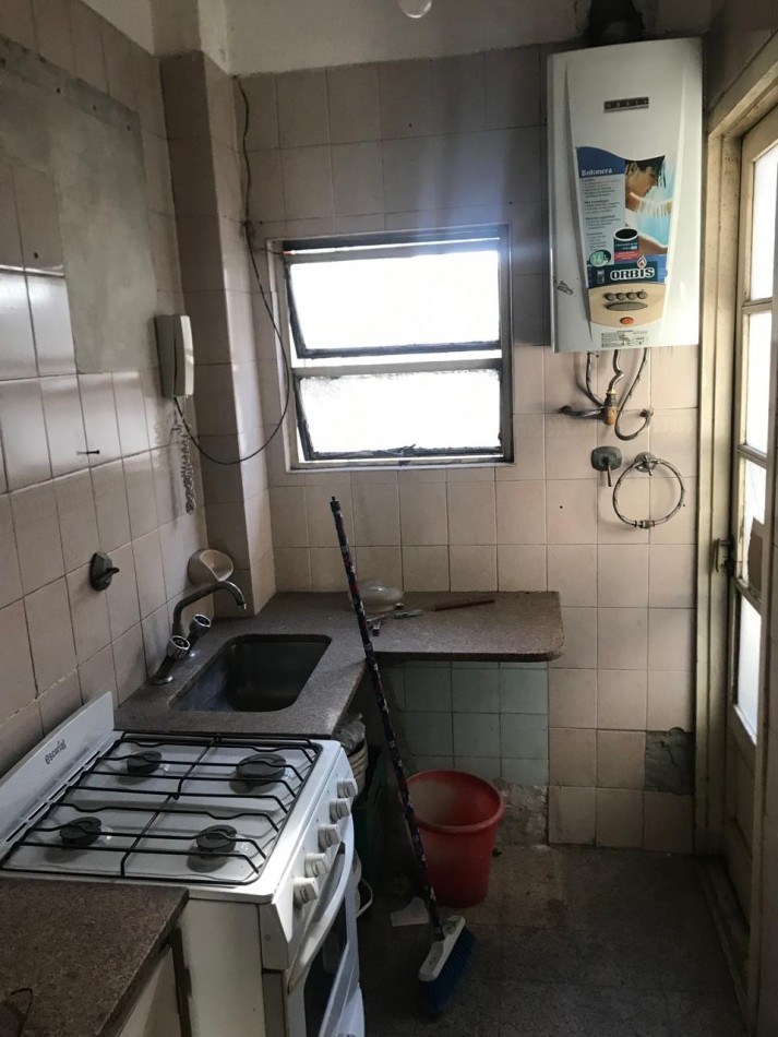 2 Ambientes Al Frente A Reciclar 2 Pisos X Escaleras