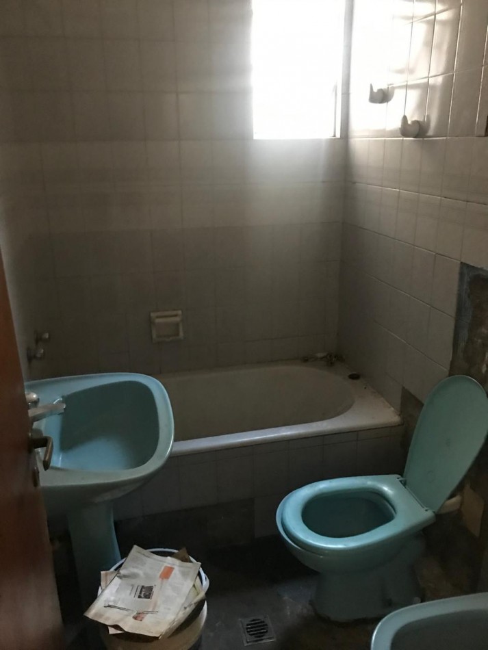 2 Ambientes Al Frente A Reciclar 2 Pisos X Escaleras