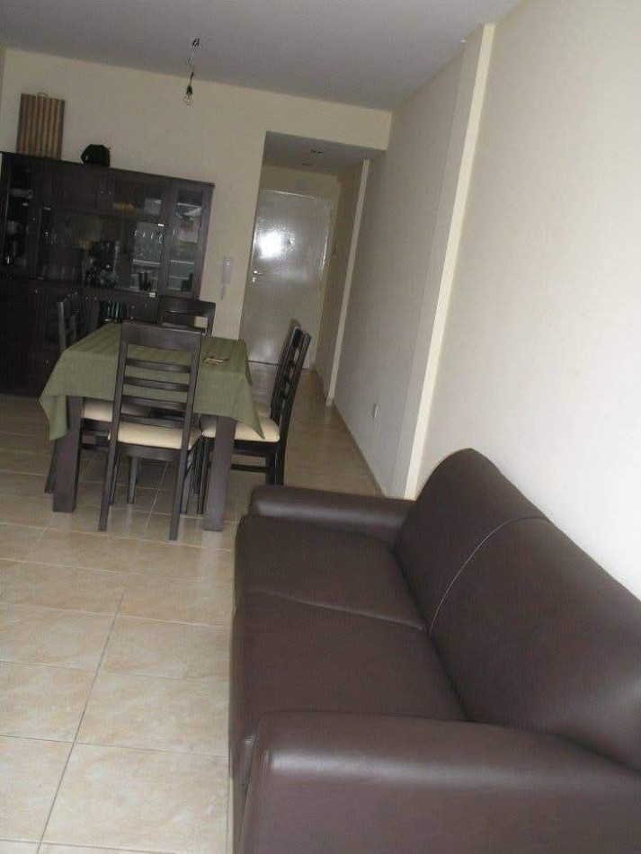 VENTA MUY LINDO 3 AMBIENTES CONTRAFRENTE MUY LUMINOSO C/LAVADERO ***Apto Credito Bancario***