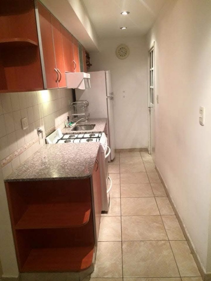 VENTA MUY LINDO 3 AMBIENTES CONTRAFRENTE MUY LUMINOSO C/LAVADERO ***Apto Credito Bancario***