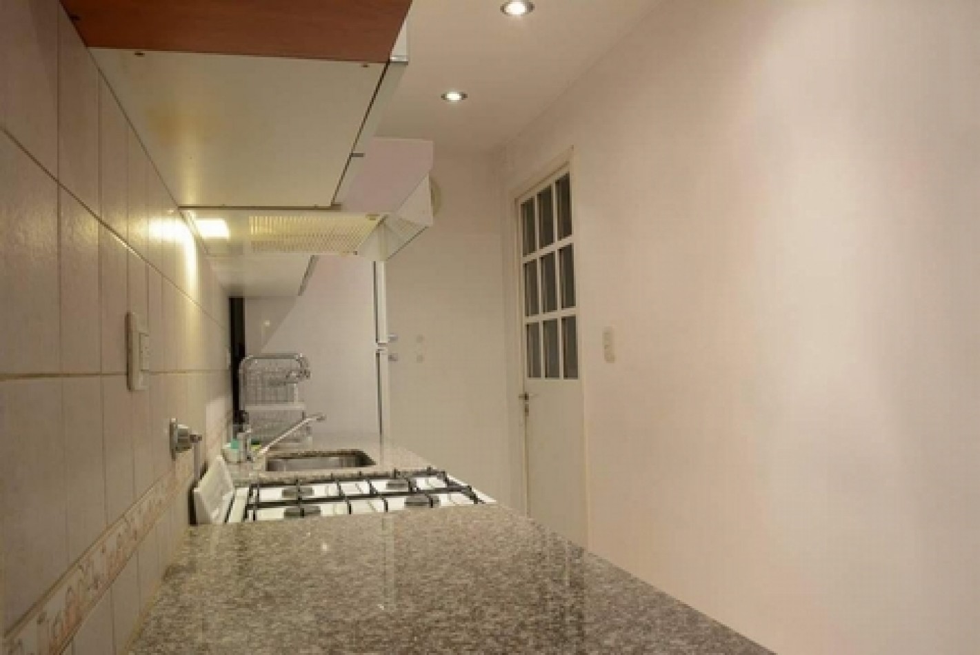 VENTA MUY LINDO 3 AMBIENTES CONTRAFRENTE MUY LUMINOSO C/LAVADERO ***Apto Credito Bancario***