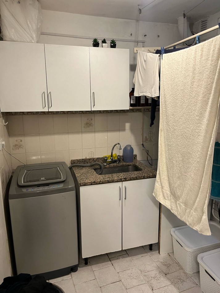 VENTA MUY LINDO PH 6 AMBIENTES BALCON AL FTE. 1ER PISO SIN EXPENSAS ****APTO CREDITO BANCARIO****
