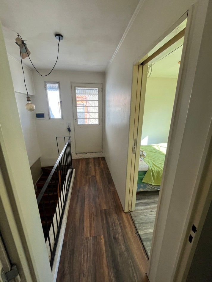 VENTA PH 4 AMBIENTES CON PATIO, BALCON TERRAZA A MEJORAR ***SIN EXPENSAS***