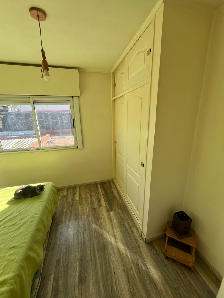 VENTA PH 4 AMBIENTES CON PATIO, BALCON TERRAZA A MEJORAR ***SIN EXPENSAS***