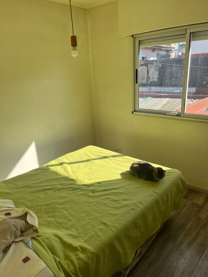 VENTA PH 4 AMBIENTES CON PATIO, BALCON TERRAZA A MEJORAR ***SIN EXPENSAS***