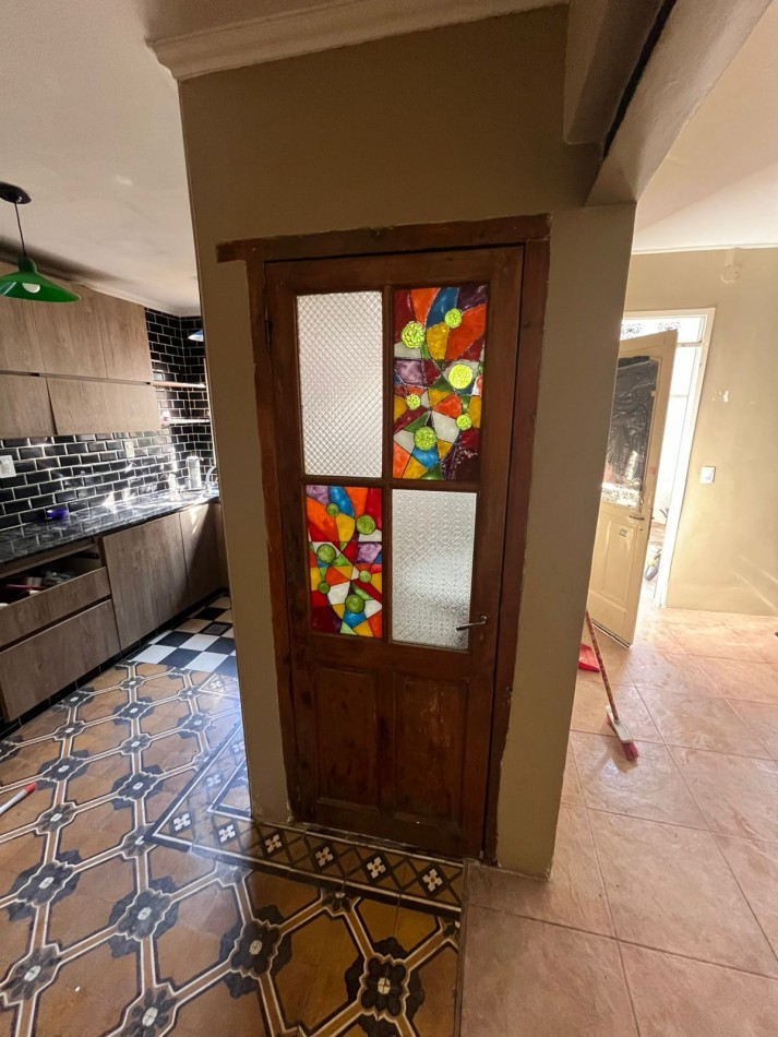 VENTA PH 4 AMBIENTES CON PATIO, BALCON TERRAZA A MEJORAR ***SIN EXPENSAS***