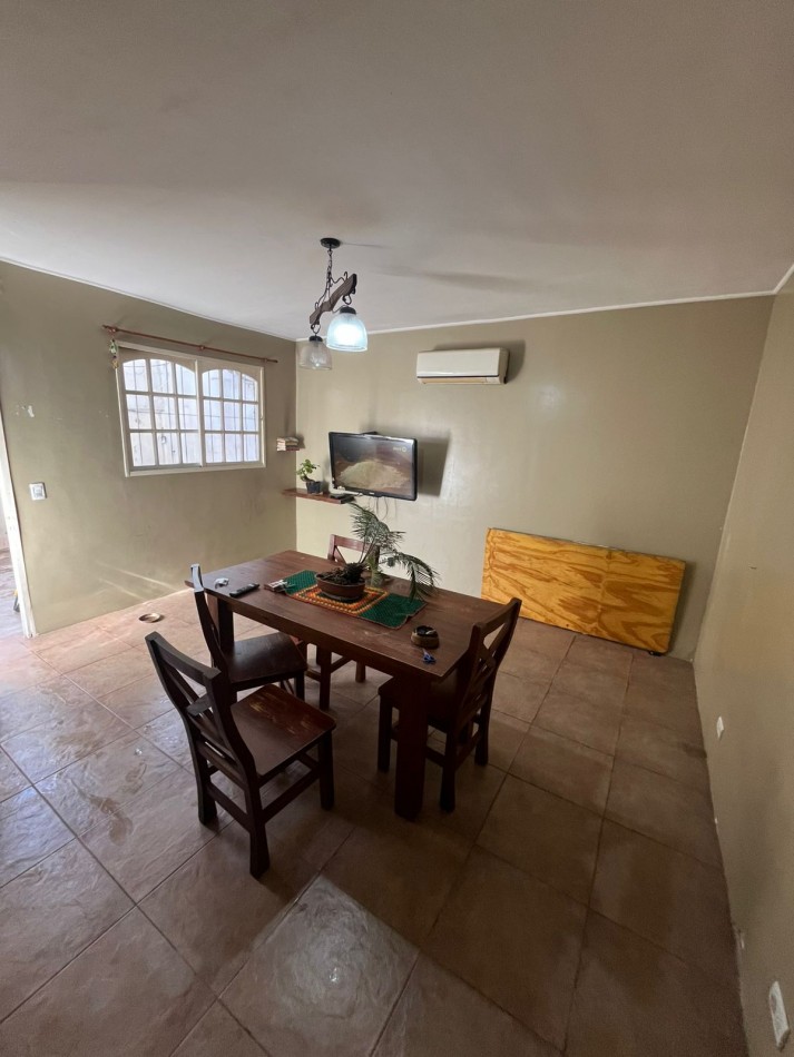 VENTA PH 4 AMBIENTES CON PATIO, BALCON TERRAZA A MEJORAR ***SIN EXPENSAS***