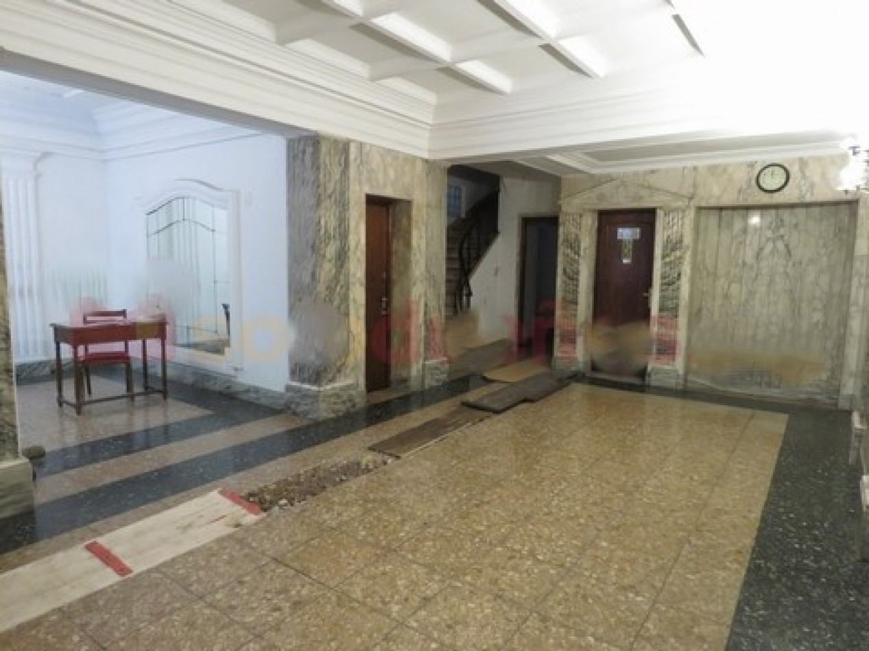 EXCELENTE MONOAMBIENTE AMPLIO ESTILO ANTIGUO ****APTO CREDITO BANCARIO****