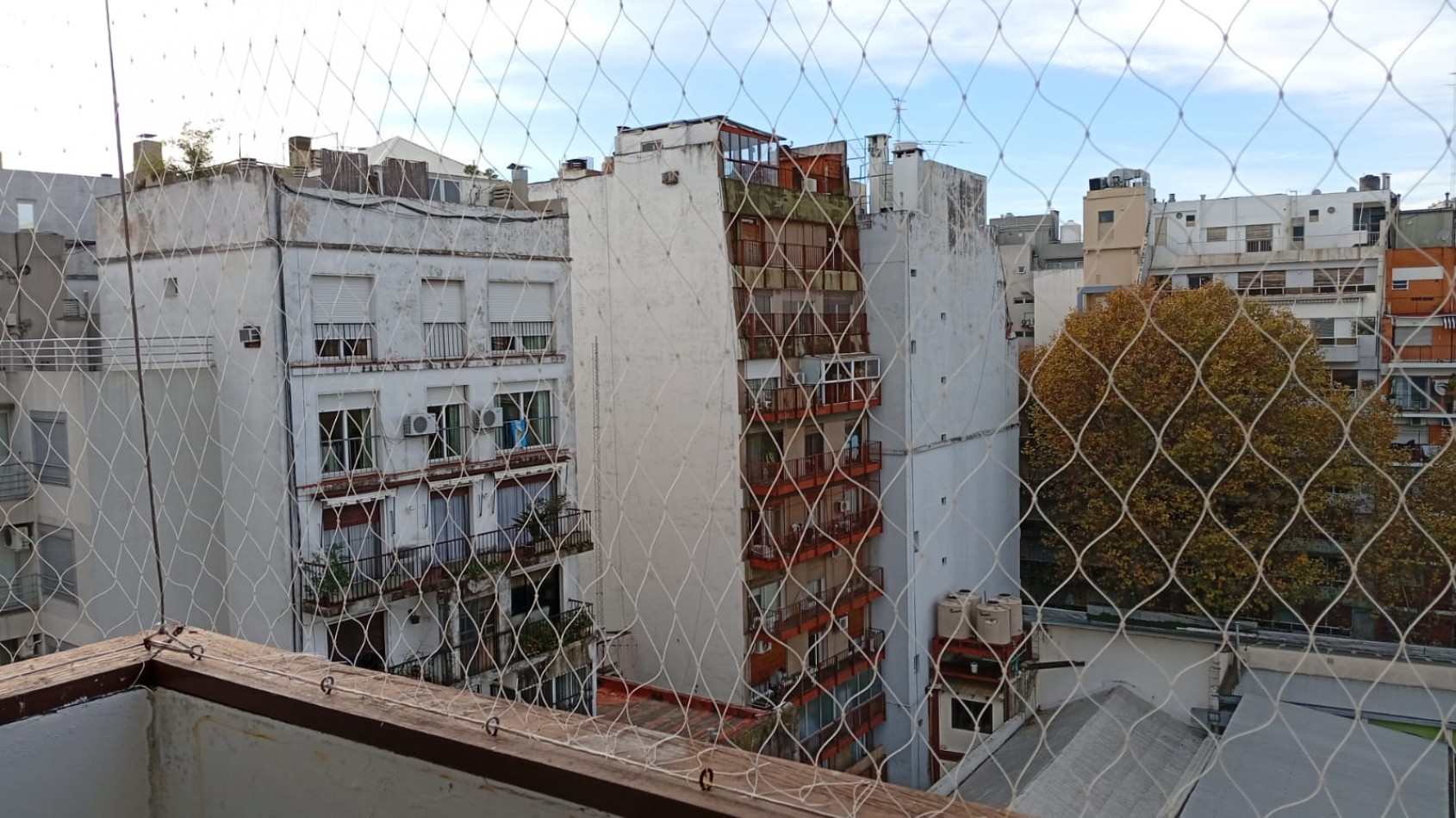ESPECTACULAR 3 AMBIENTES AMPLIOS BARRIO NORTE ***APTO CREDITO BANCARIO***