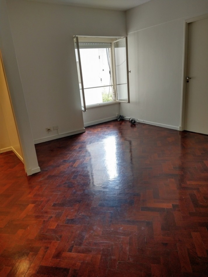 OPORTUNIDAD VENTA 2 AMBIENTES AMPLIOS EXCELENTE ESTADO LUMINOSO **APTO CREDITO BANCARIO **