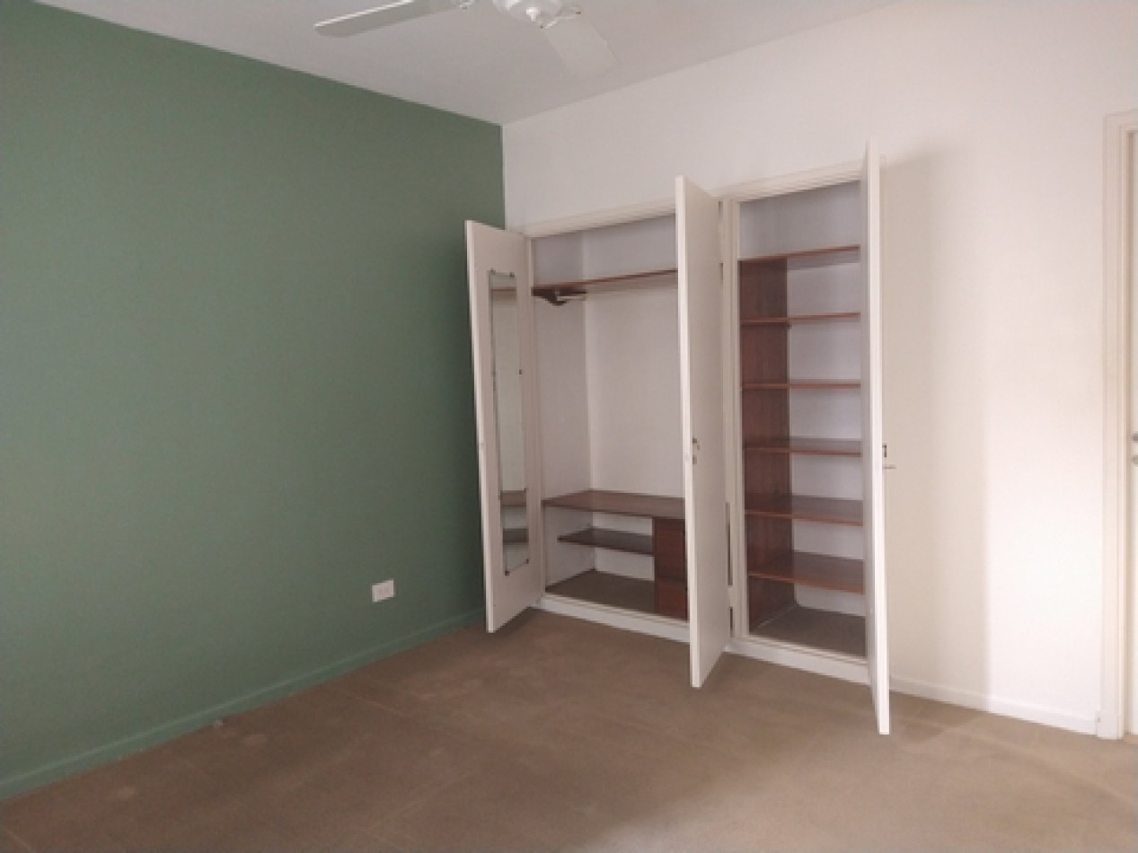OPORTUNIDAD VENTA 2 AMBIENTES AMPLIOS EXCELENTE ESTADO LUMINOSO **APTO CREDITO BANCARIO **