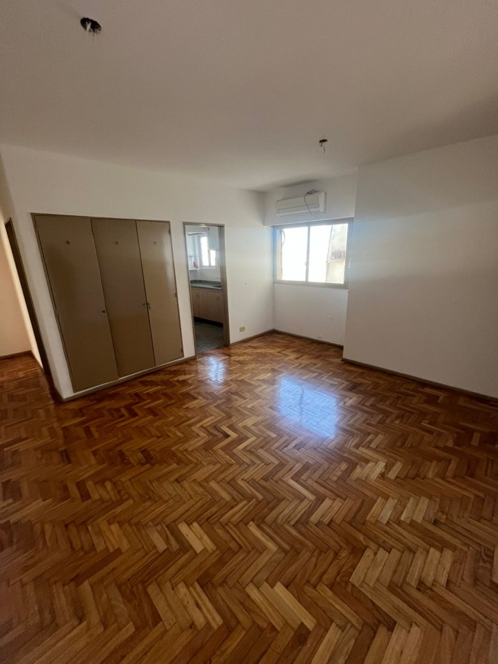 SE ALQUILA 2 AMBIENTES IMPECABLE Y LUMINOSO CON LAVADERO ***FINAER O GARANTIA YA *** 