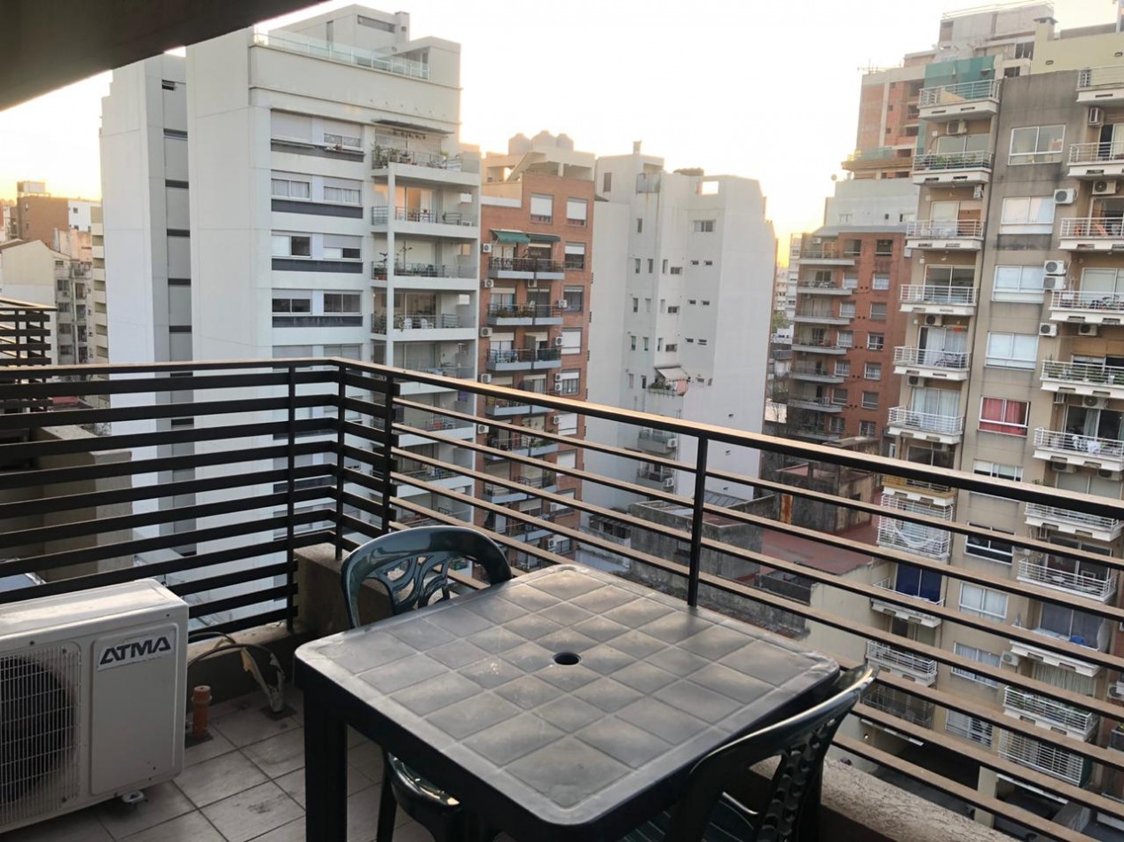 SE ALQUILA MONOAMBIENTE AMPLIO CONTRAFRENTE CON BALCON, SUM PARRILLA Y LAUNDRY 