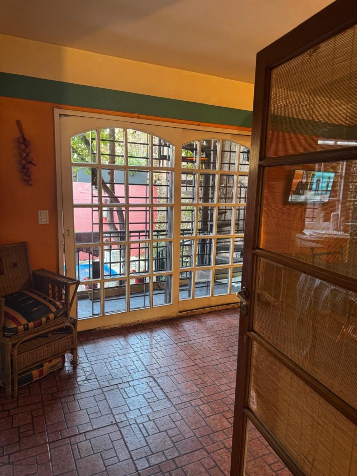 OPORTUNIDAD !!CASA 6 AMBIENTES CON PILETA, PARRILLA COCHERA PARA DOS AUTOS ***APTO CREDITO O FINANCIACION /PERMUTA MENOR VALOR***