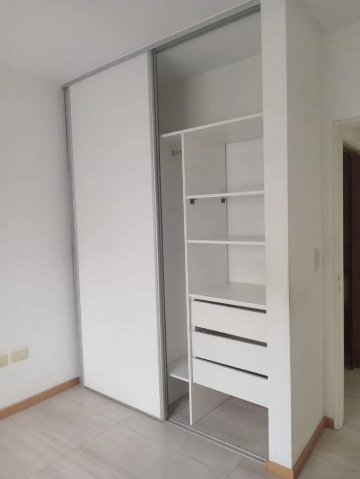 VENTA 2 AMBIENTES BALCON AL FRENTE ***APTO CREDITO BANCARIO***