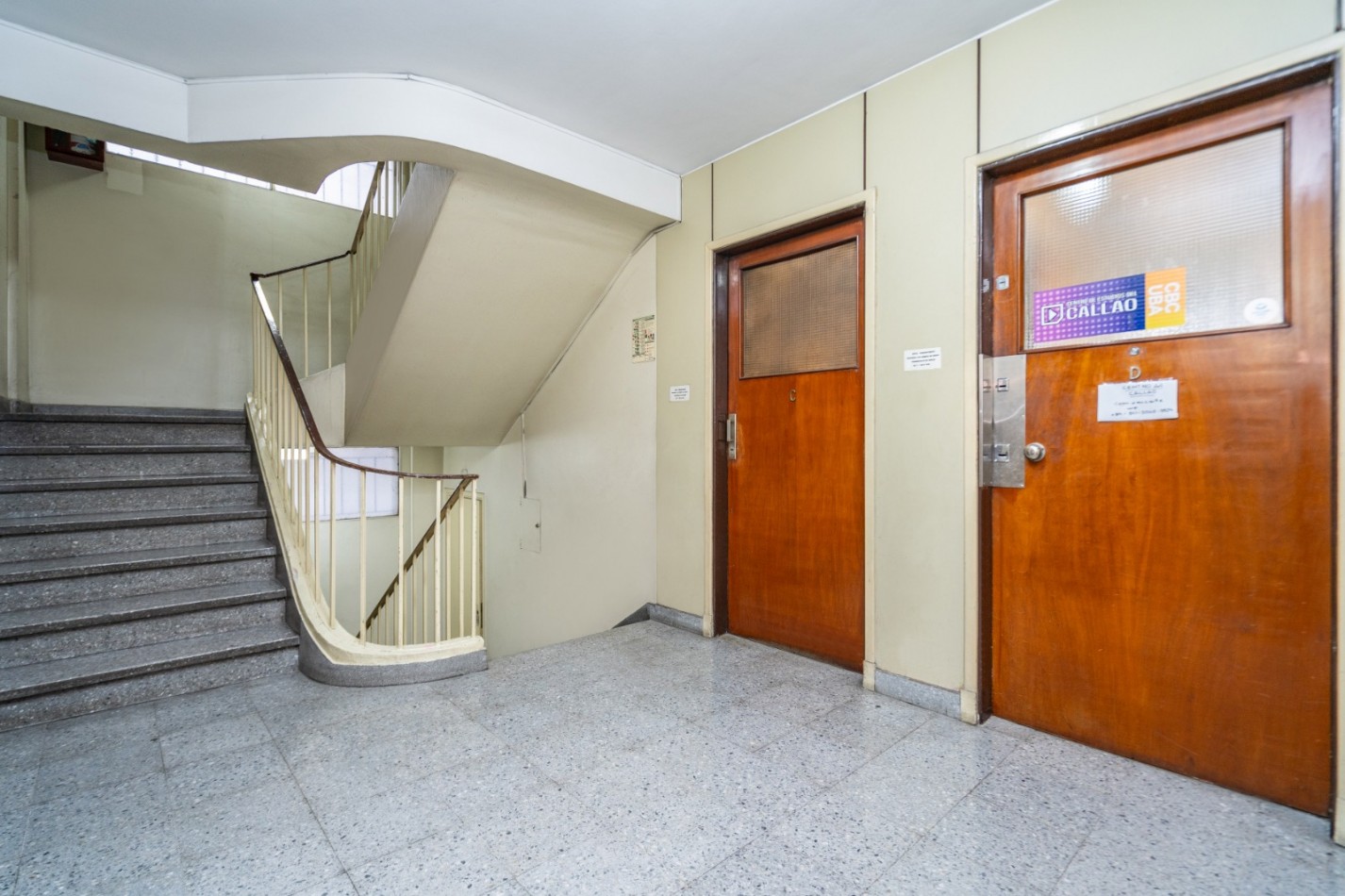 VENTA OPORTUNIDAD OFICINA MUY BUENA UBICACION 