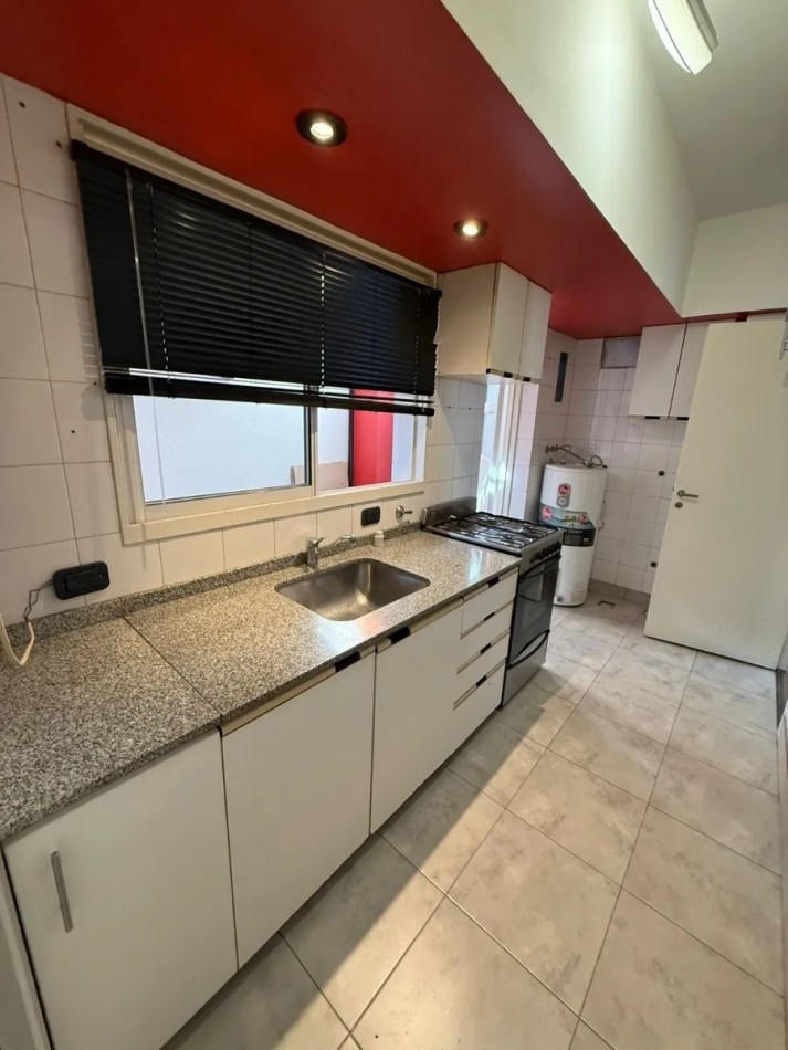 3 Ambientes contrafrente luminoso con PATIO cubierto **APTO CREDITO BANCARIO**