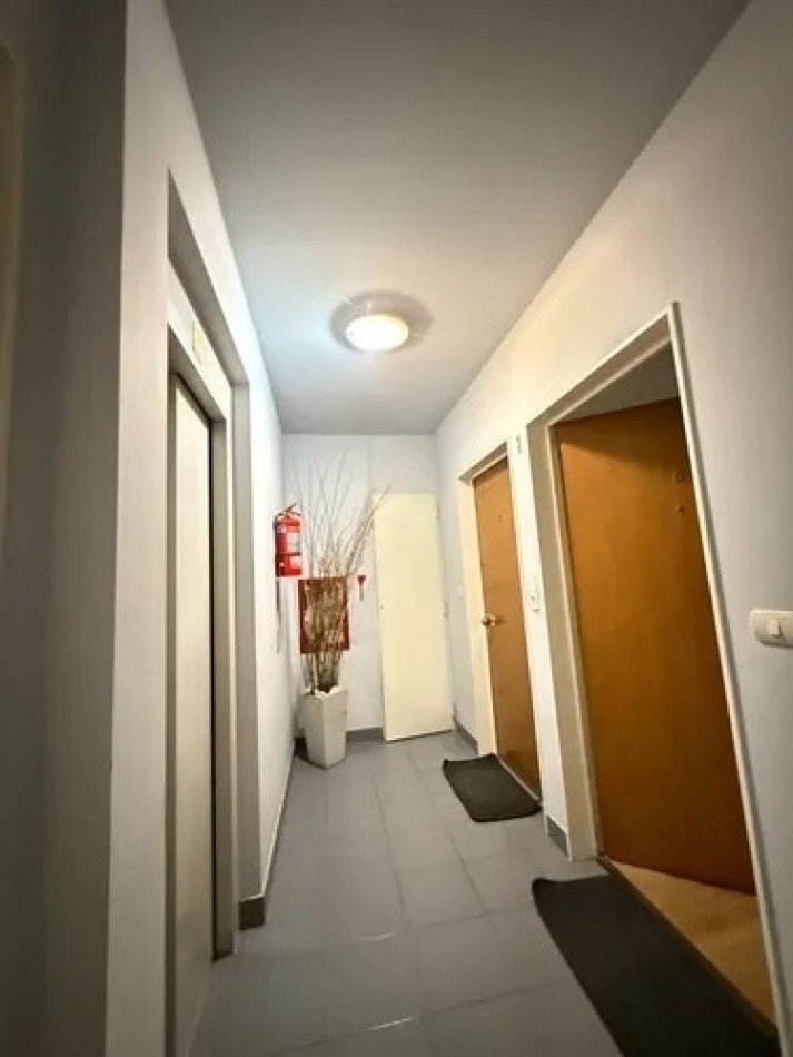 3 Ambientes contrafrente luminoso con PATIO cubierto **APTO CREDITO BANCARIO**