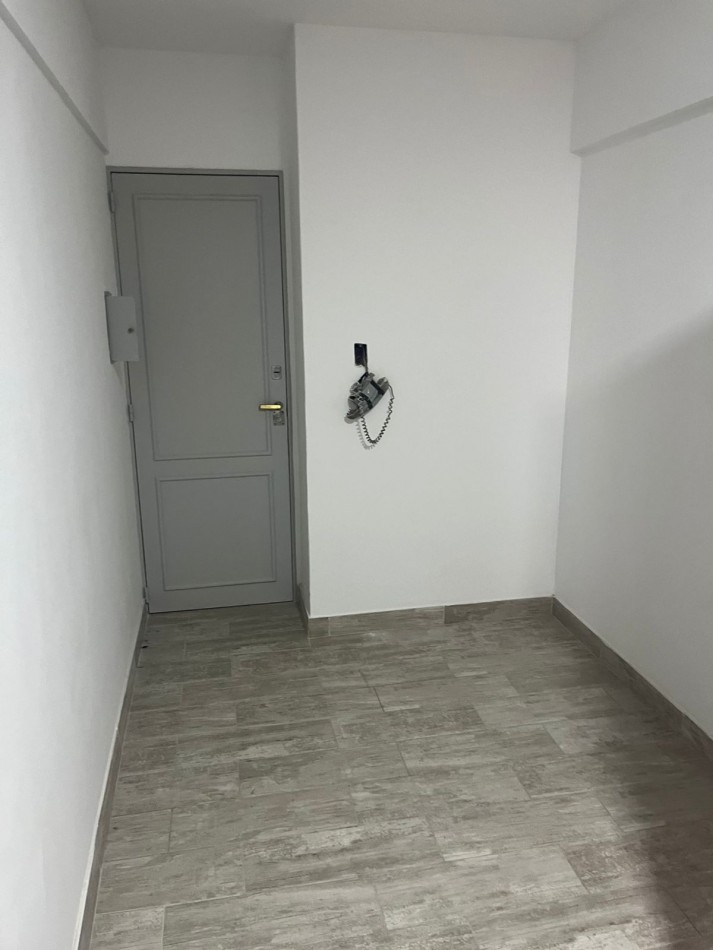 VENTA DEPTO. 4 AMBIENTES AL FRENTE CON COCHERA ***APTO CREDITO BANCARIO****