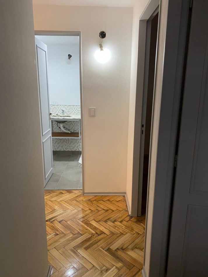 VENTA DEPTO. 4 AMBIENTES AL FRENTE CON COCHERA ***APTO CREDITO BANCARIO****