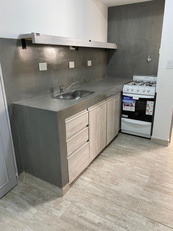VENTA DEPTO. 4 AMBIENTES AL FRENTE CON COCHERA ***APTO CREDITO BANCARIO****