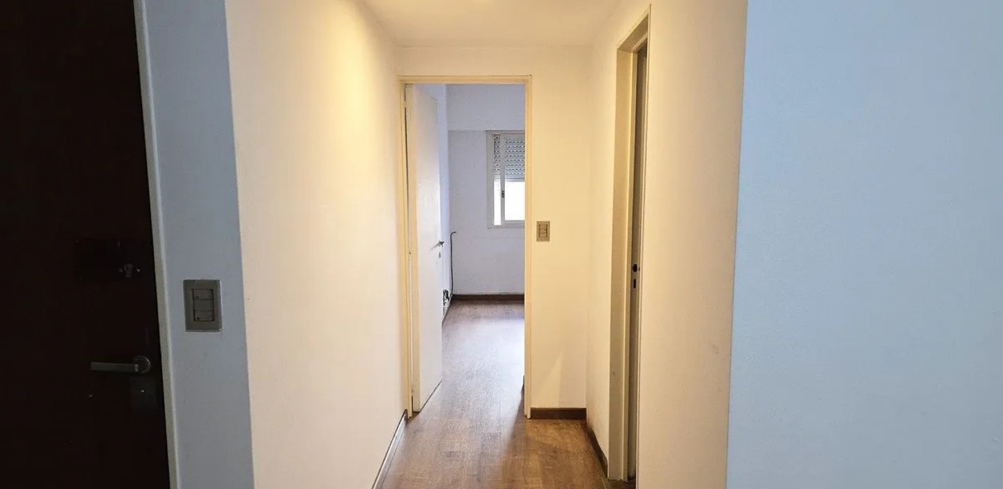 VENTA 2 AMBIENTES AL FRENTE CON BALCON Y LAVADERO CERCA DE TODO ***APTO CREDITO BANCARIO***