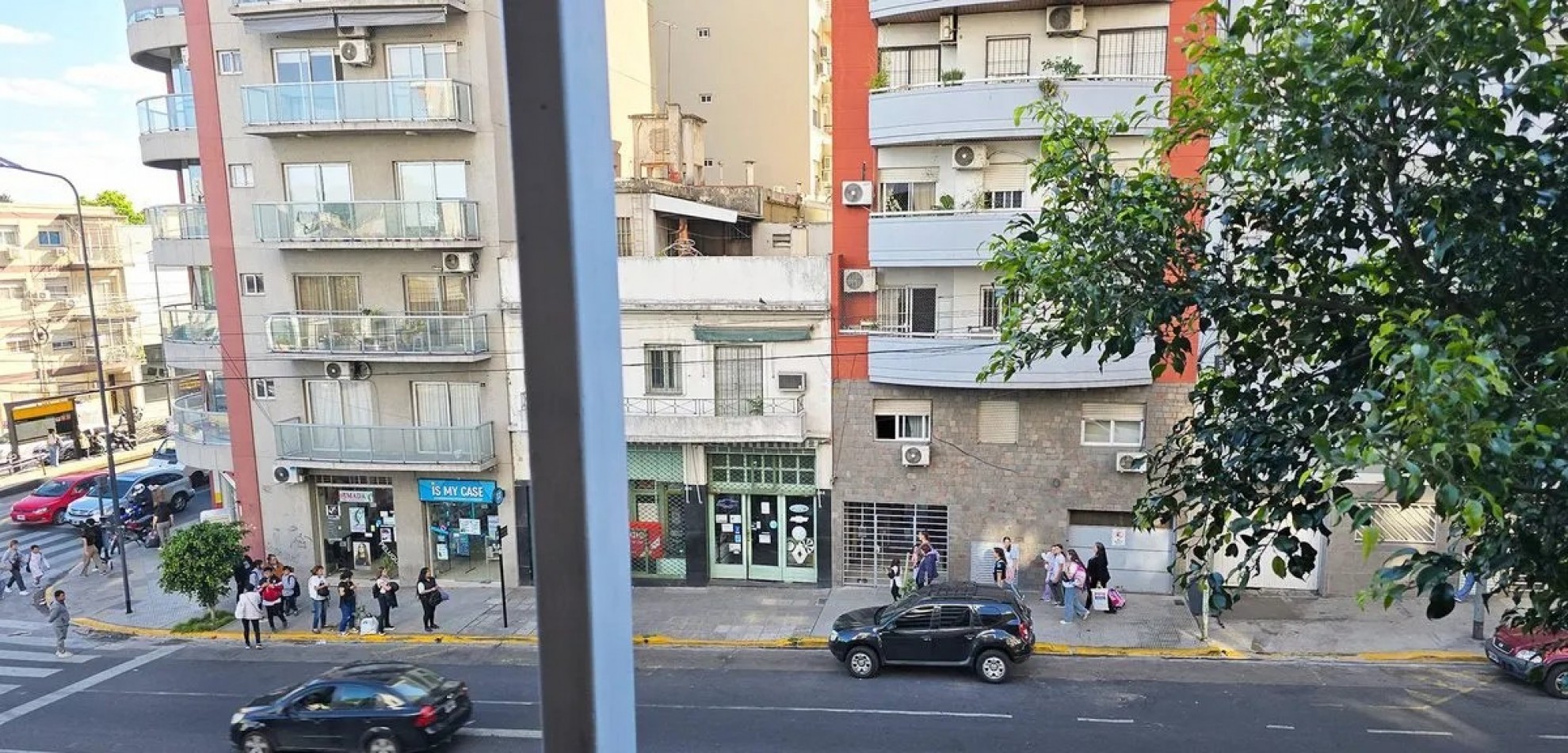 VENTA 2 AMBIENTES AL FRENTE CON BALCON Y LAVADERO CERCA DE TODO ***APTO CREDITO BANCARIO***