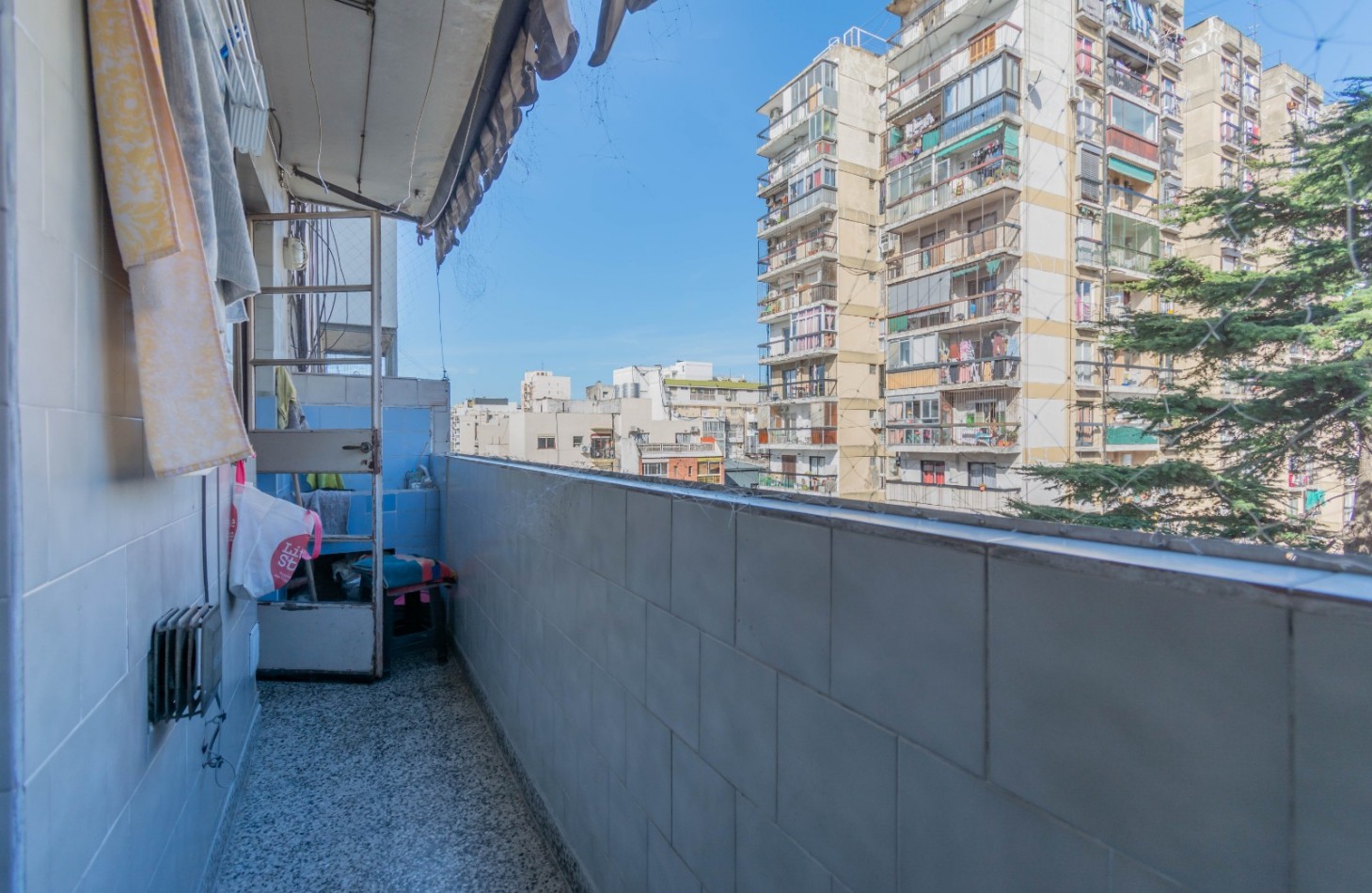 Venta 3 ambientes contrafrente muy luminoso ***APTO CREDITO BANCARIO*** BAJAS EXPENSAS 