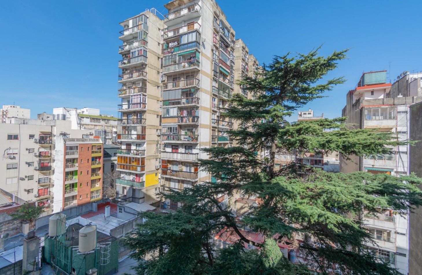 Venta 3 ambientes contrafrente muy luminoso ***APTO CREDITO BANCARIO*** BAJAS EXPENSAS 