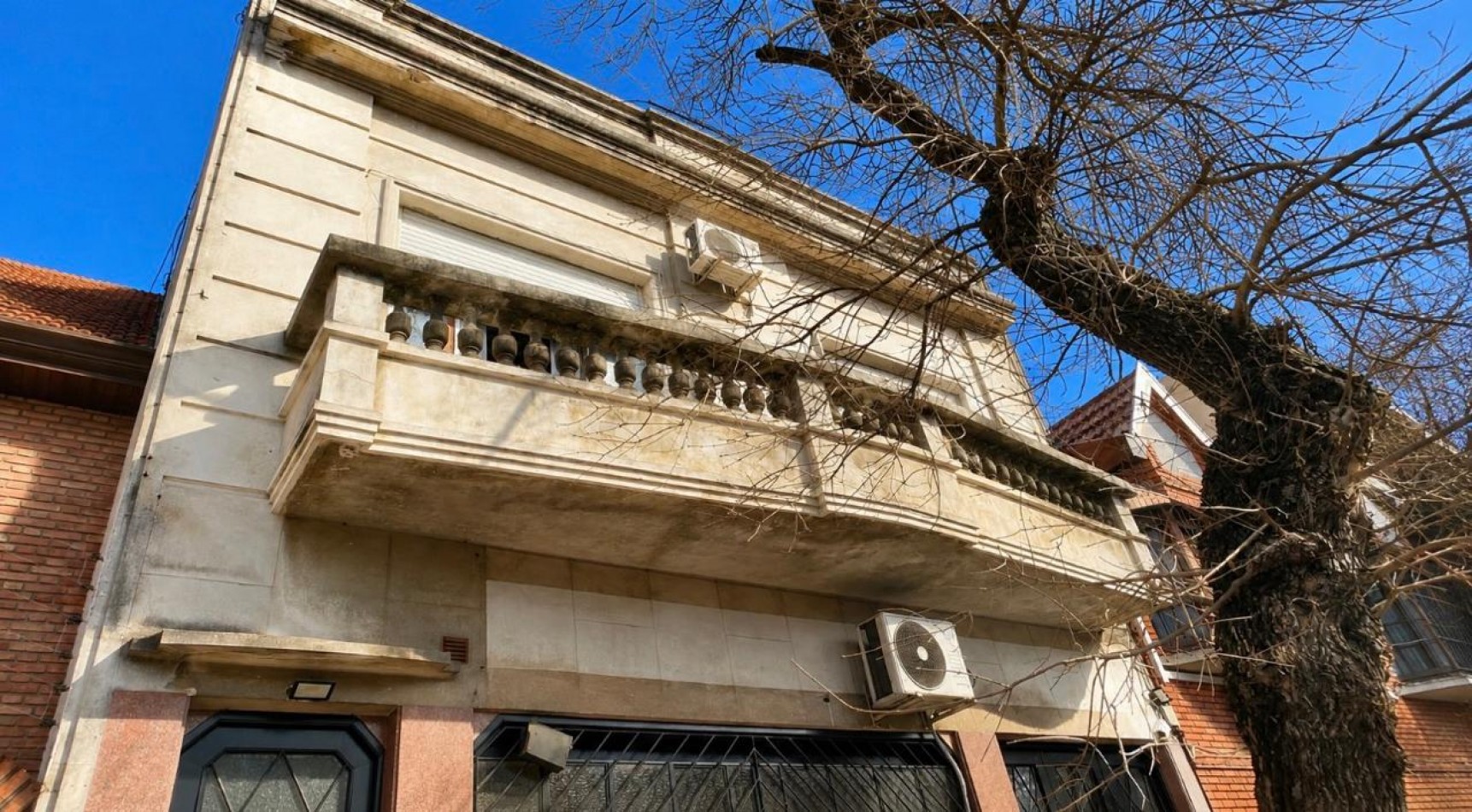 EXCELENTE PH AL FRENTE 4 AMBIENTES BALCON, PATIO Y TERRAZA ****APTO CREDITO BANCARIO****