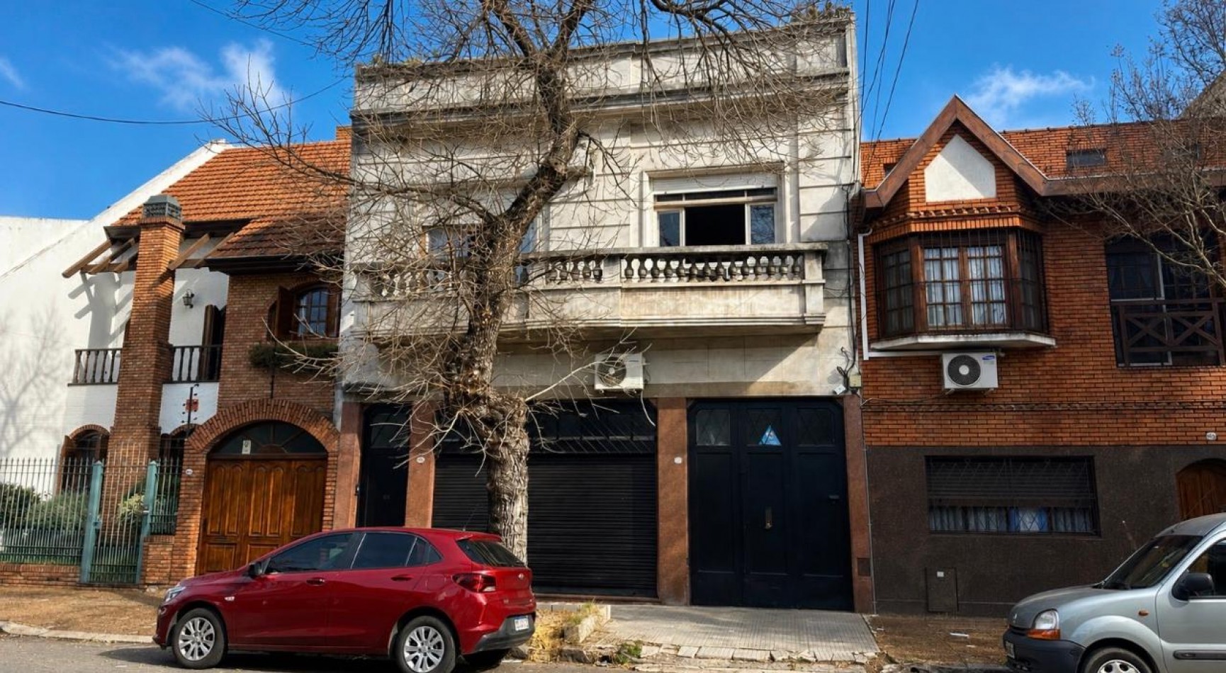 EXCELENTE PH AL FRENTE 4 AMBIENTES BALCON, PATIO Y TERRAZA ****APTO CREDITO BANCARIO****