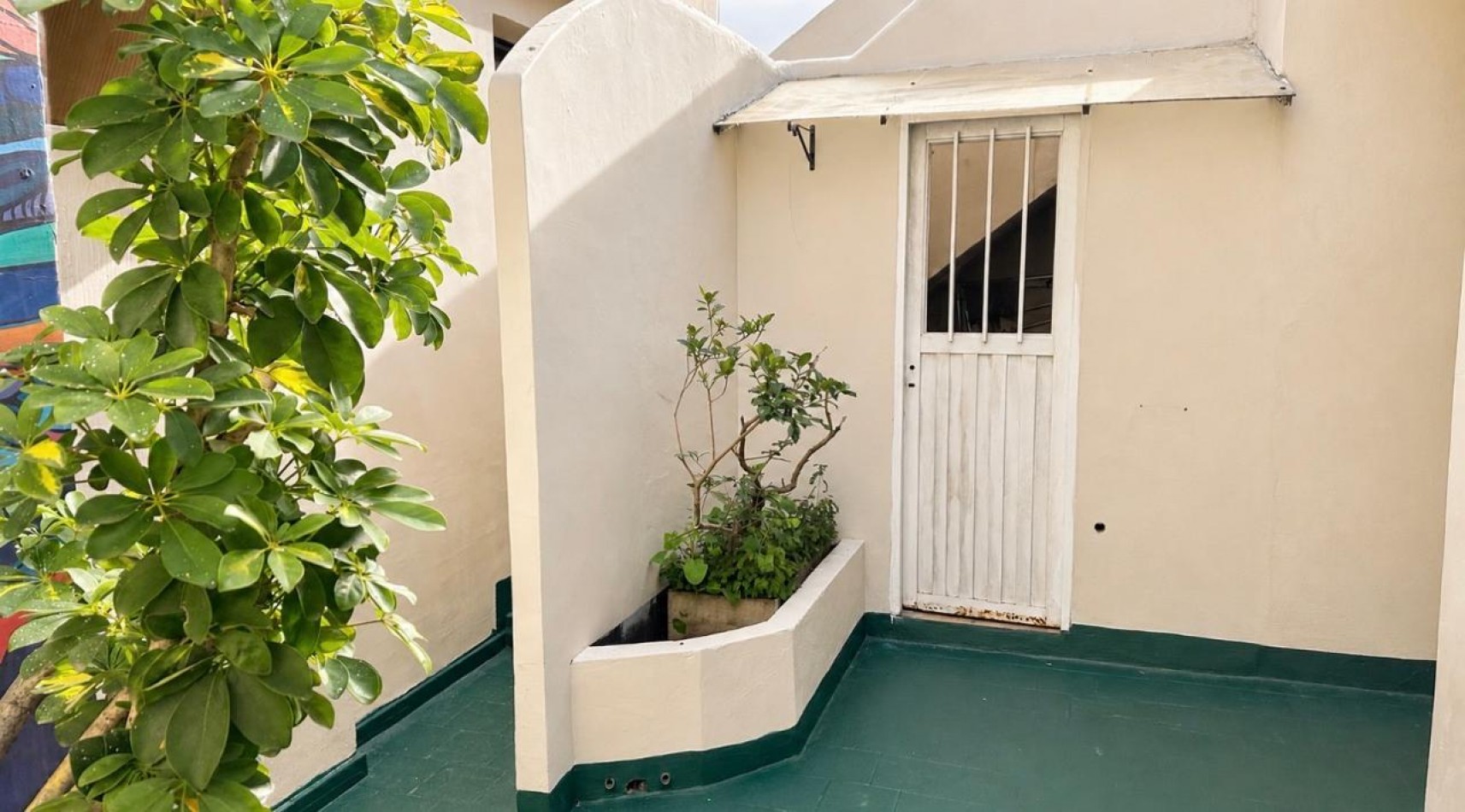 EXCELENTE PH AL FRENTE 4 AMBIENTES BALCON, PATIO Y TERRAZA ****APTO CREDITO BANCARIO****