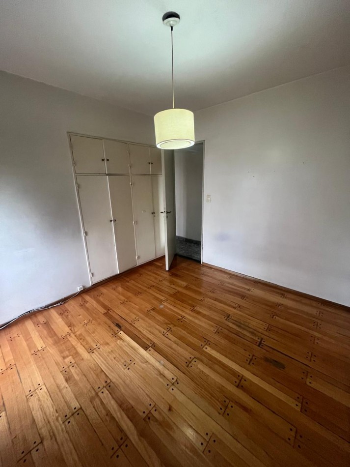 VENTA 3 AMBIENTES CON BALCON AL FRENTE Y LAVADERO EXCELENTE UBICACION ****APTO CREDITO BANCARIO****