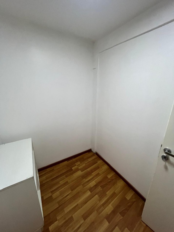 Se Alquila PH entrada independiente Apto comercial y/ profesional Bajas Expensas 