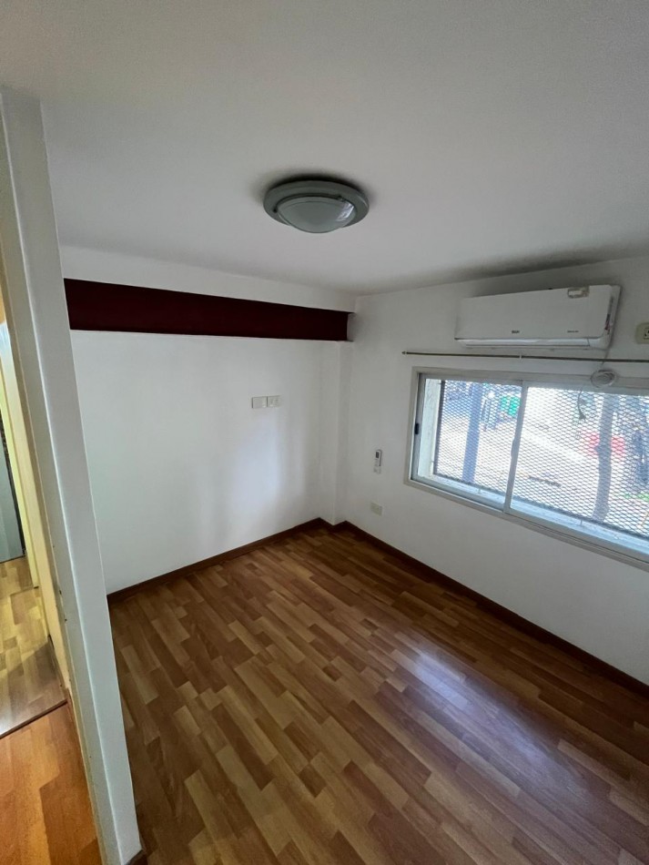 Se Alquila PH entrada independiente Apto comercial y/ profesional Bajas Expensas 