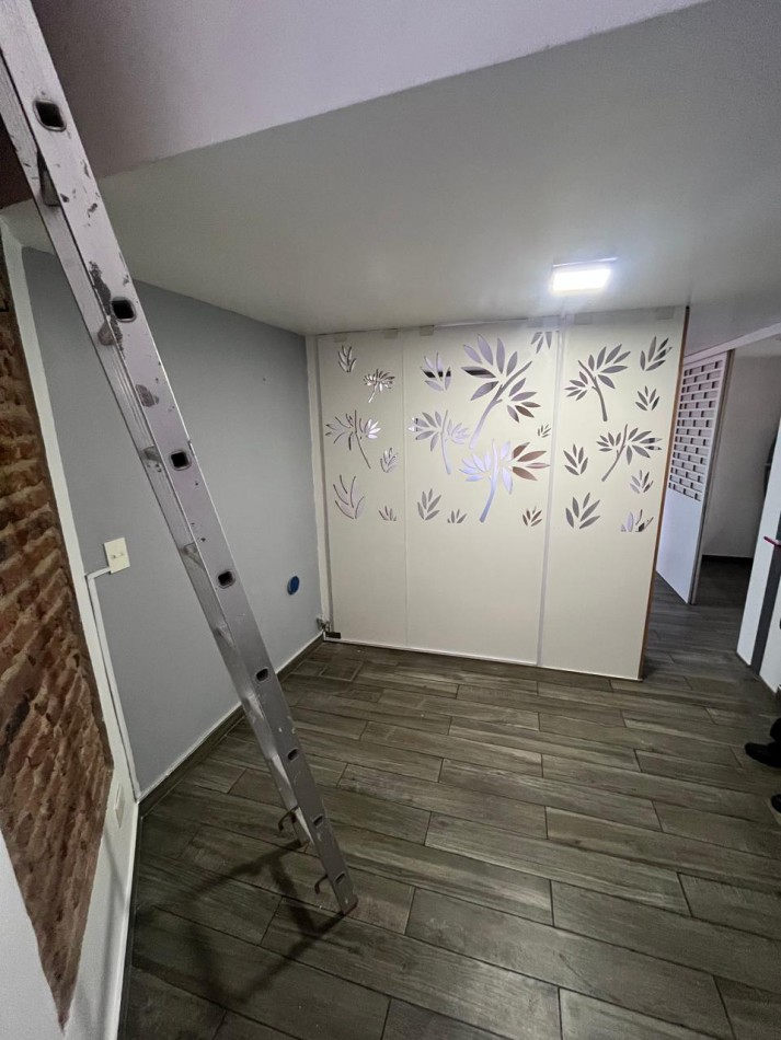 Se Alquila PH entrada independiente Apto comercial y/ profesional Bajas Expensas 