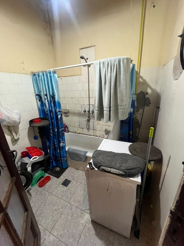 OPORTUNIDAD PH 3 AMBIENTES 2 PISO X ESCALERAS, BAJAS EXPENSAS 