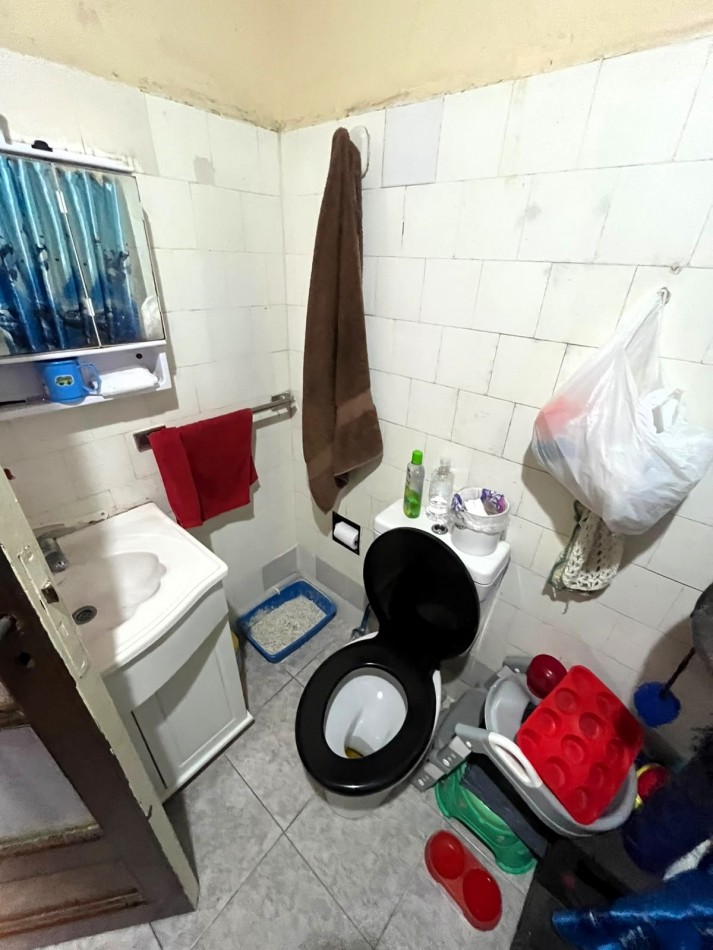 OPORTUNIDAD PH 3 AMBIENTES 2 PISO X ESCALERAS, BAJAS EXPENSAS 