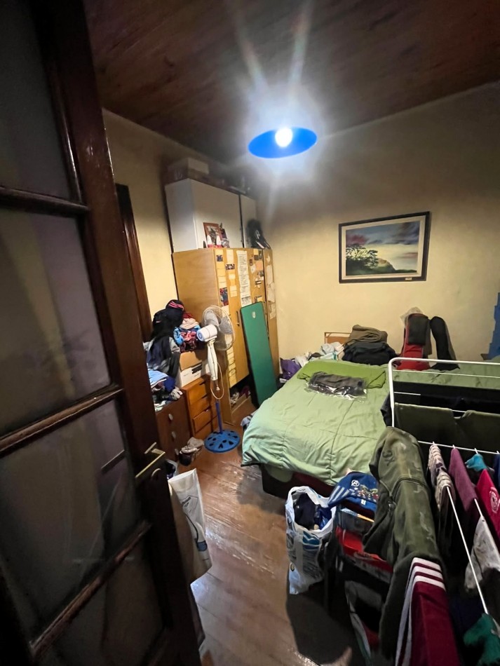 OPORTUNIDAD PH 3 AMBIENTES 2 PISO X ESCALERAS, BAJAS EXPENSAS 