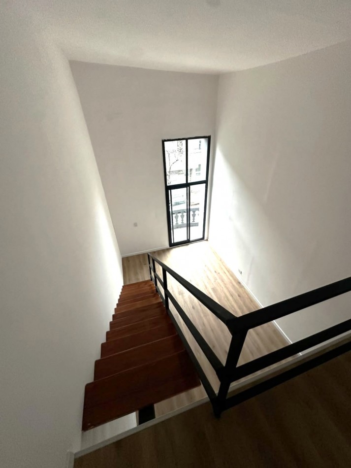 PH 2 AMBIENTES TIPO LOFT MODERNO AL FRENTE CON BALCON A ESTRENAR SIN EXPENSAS