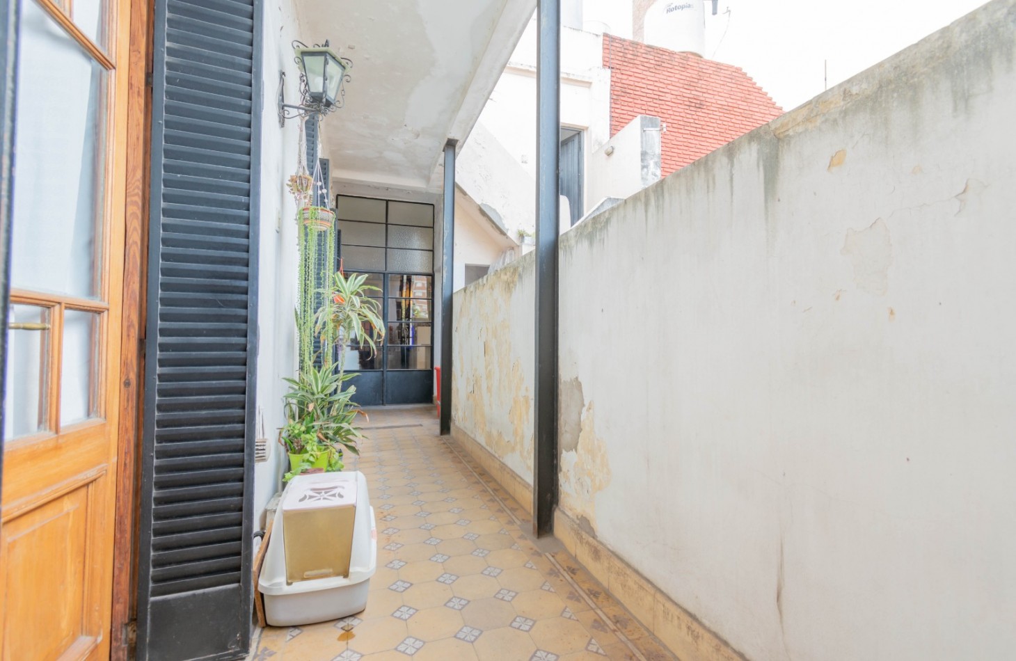 EXCELENTE PH ESTILO ANTIGUO AL FRENTE CON TERRAZA SIN EXPENSAS ****APTO CREDITO BANCARIO****