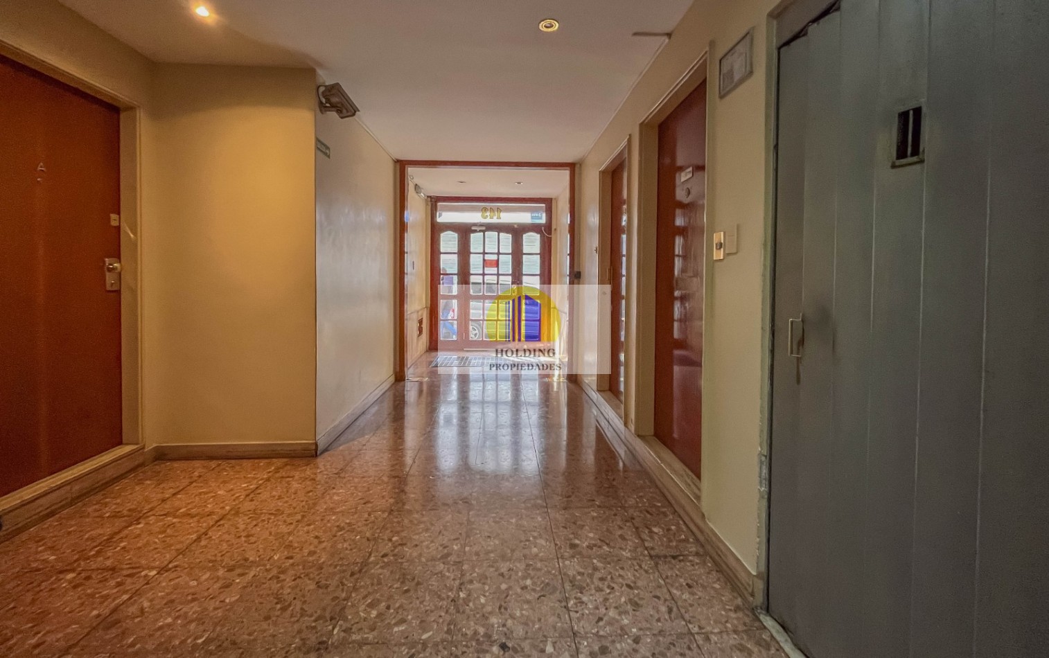 Venta 3 ambientes contrafrente muy luminoso ***APTO CREDITO BANCARIO*** BAJAS EXPENSAS 