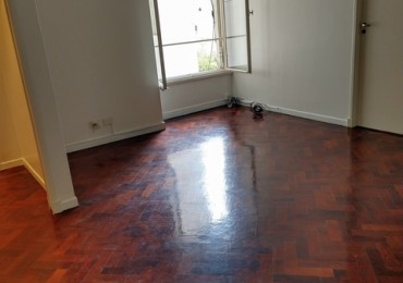 OPORTUNIDAD VENTA 2 AMBIENTES AMPLIOS EXCELENTE ESTADO LUMINOSO **APTO CREDITO BANCARIO **