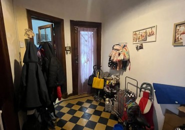 OPORTUNIDAD PH 3 AMBIENTES 2 PISO X ESCALERAS, BAJAS EXPENSAS 